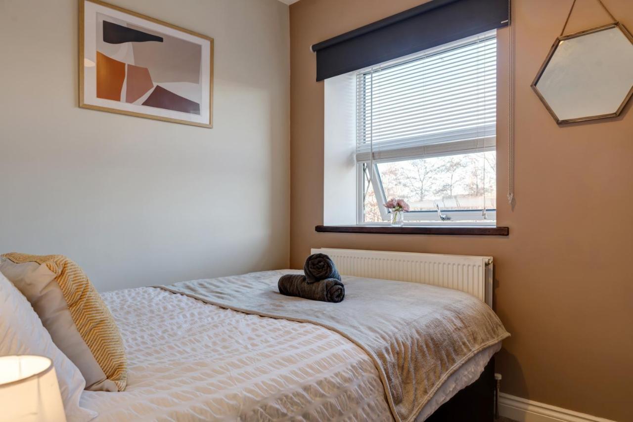 Cosy 2 Bed Home Chesterfield Buitenkant foto